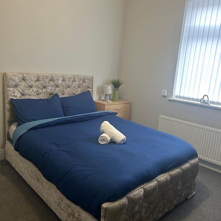 Brunswick Place 1 Bed and Breakfast Stoke-on-Trent Eksteriør billede