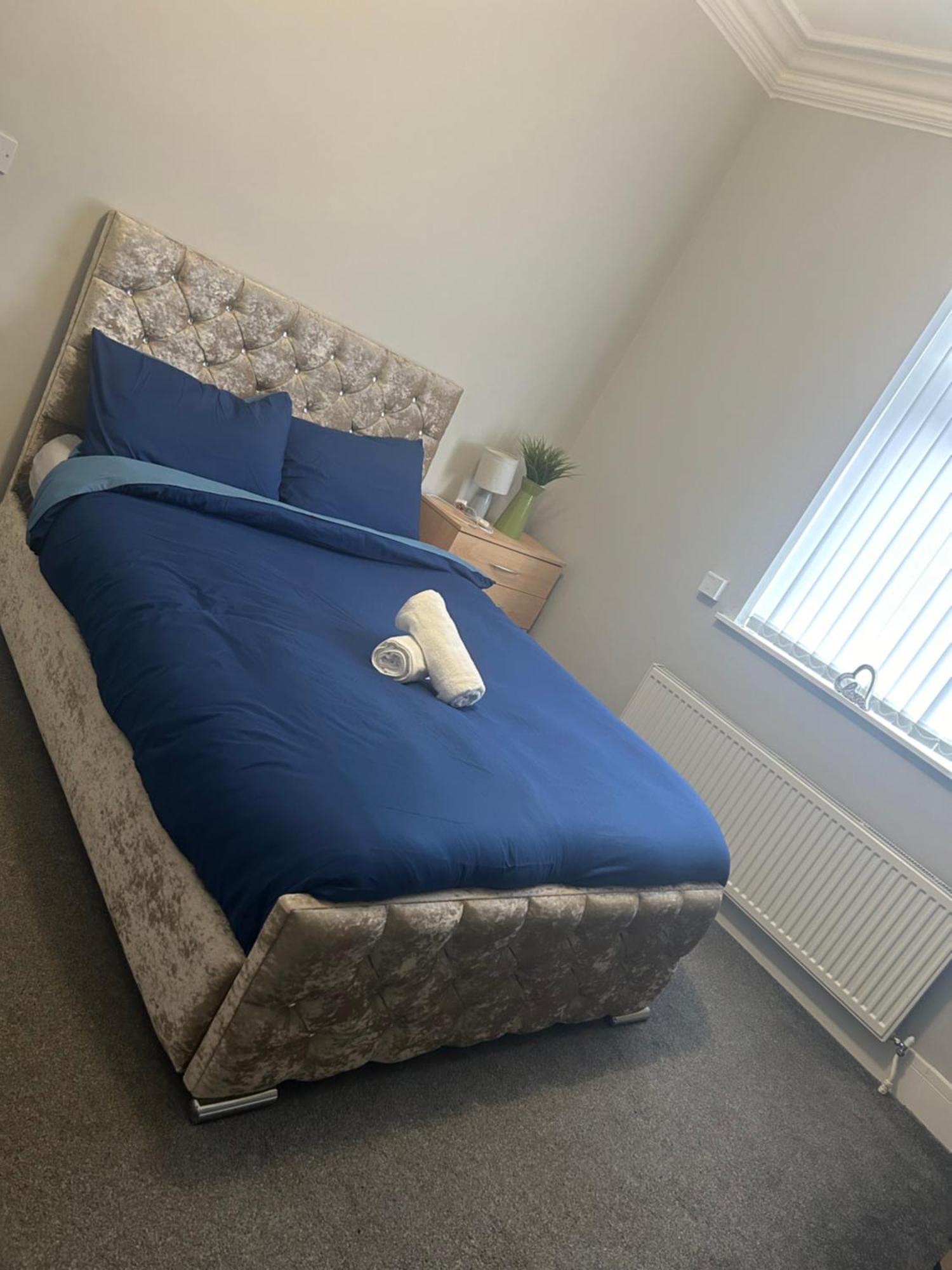 Brunswick Place 1 Bed and Breakfast Stoke-on-Trent Eksteriør billede